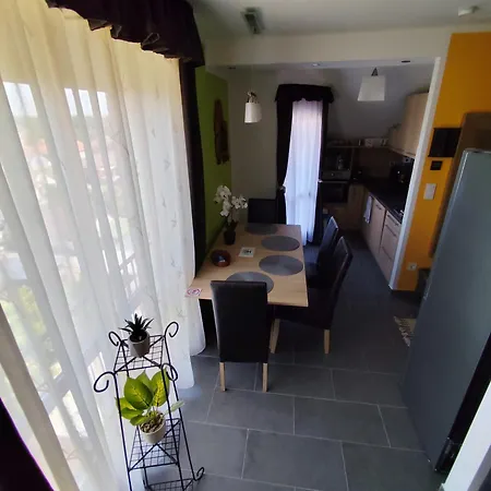 Apartment Gt Dombovar