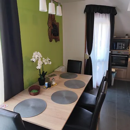 Gt Apartment